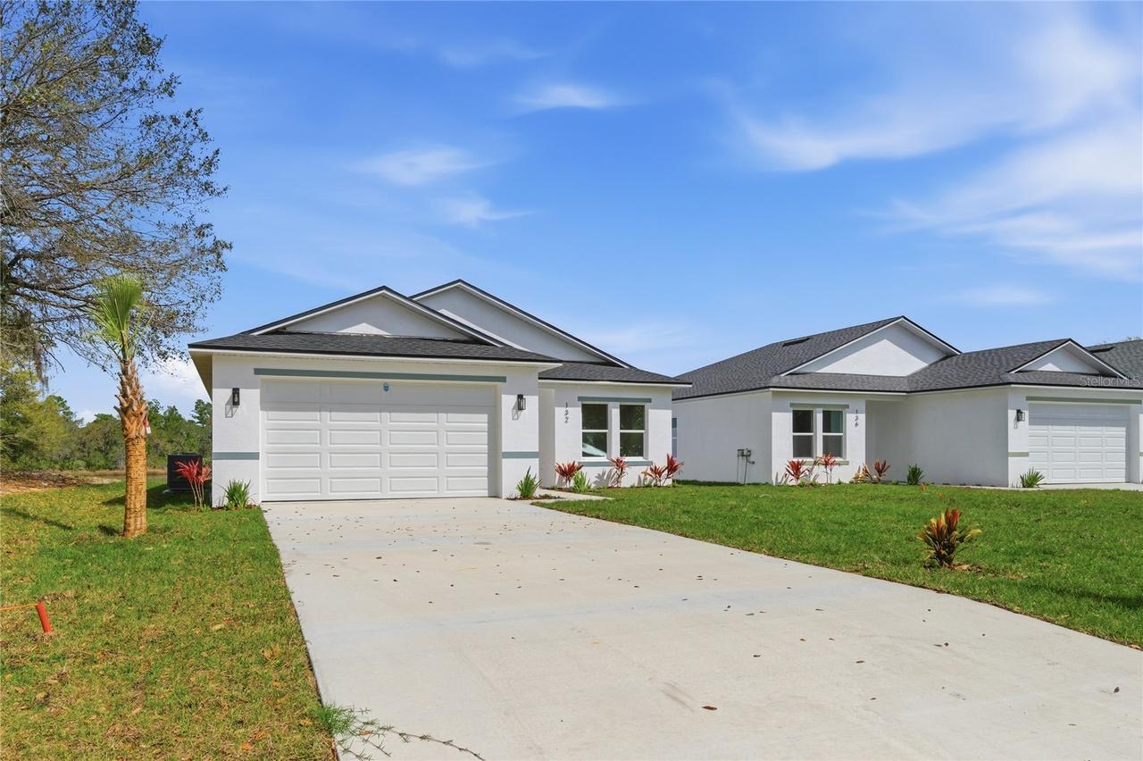 140 11th Ave., Osteen, FL 32764