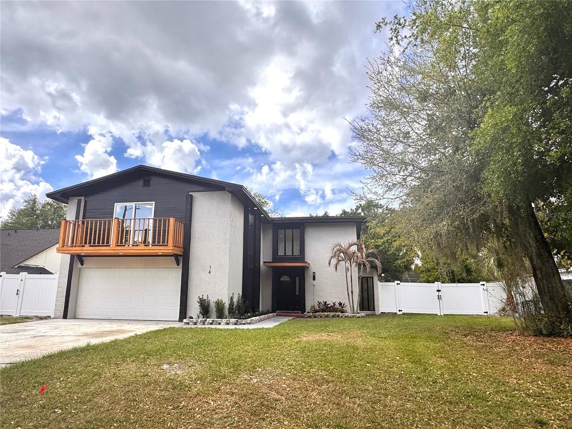 14 Glendale Dr., Kissimmee, FL 34744