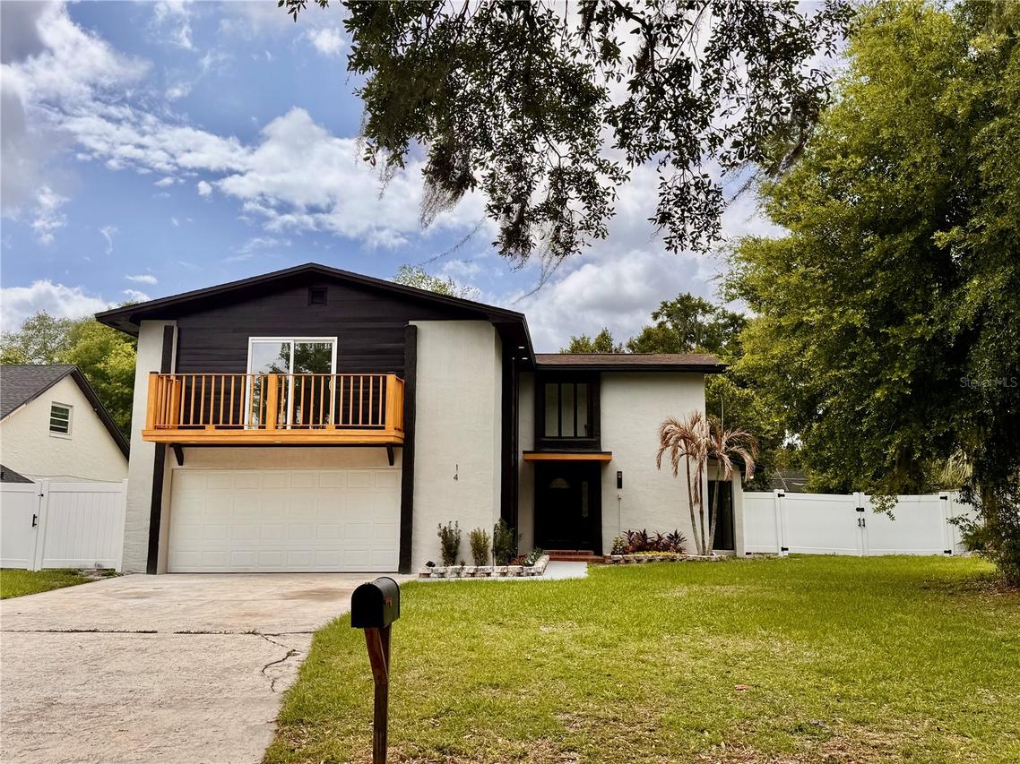 14 Glendale Dr., Kissimmee, FL 34744