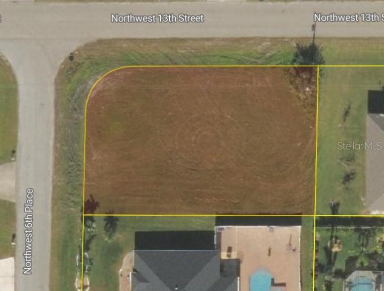 1207 NW 6th Pl., Cape Coral, FL 33993