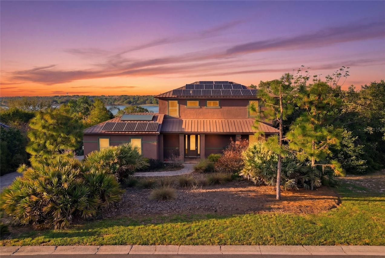 929 Carlton Ave., Lake Wales, FL 33853