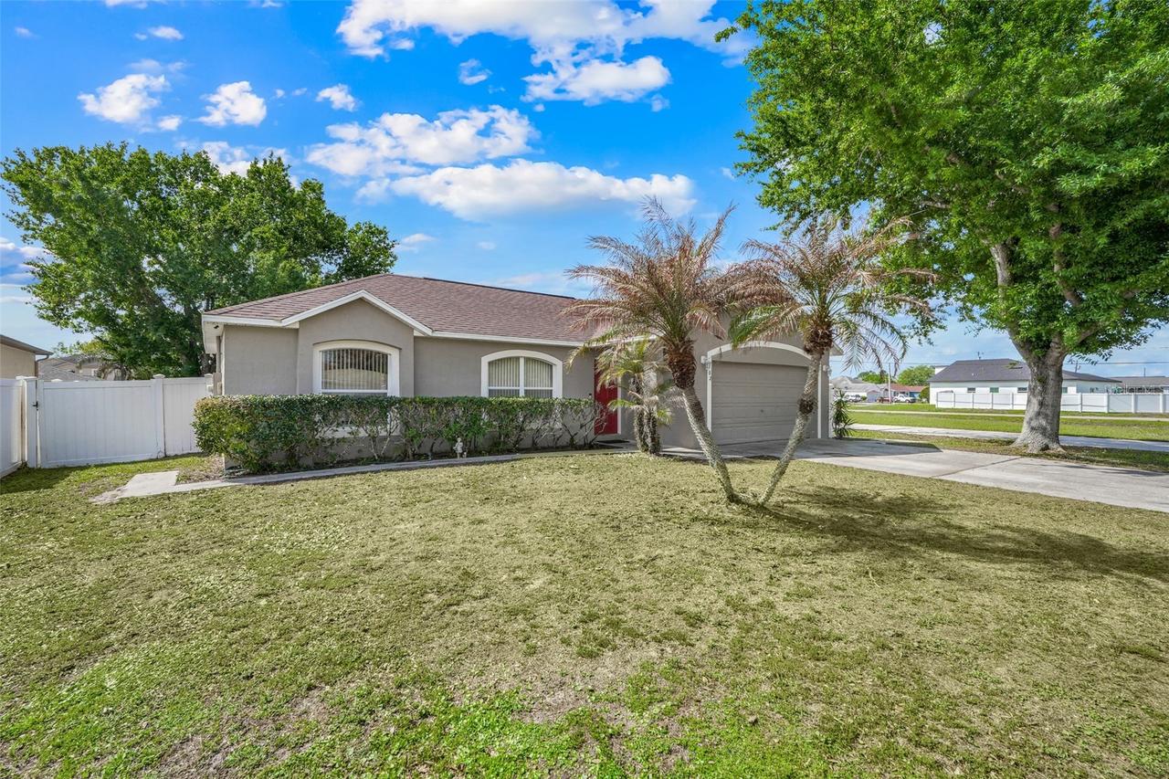 902 Cannes Dr., Kissimmee, FL 34759