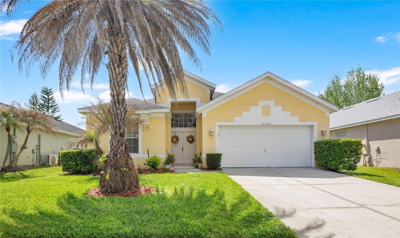 3104 Stonehurst Cir., Kissimmee, FL 34741