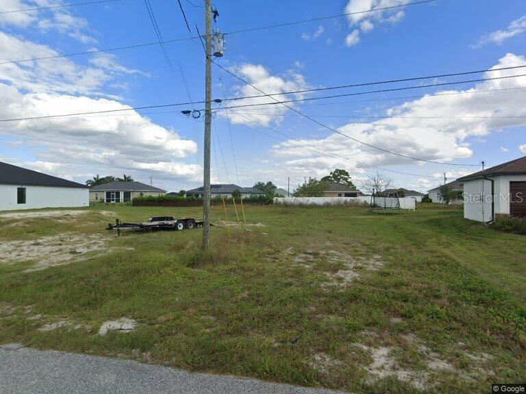 2717 NW 6th Ave., Cape Coral, FL 33993