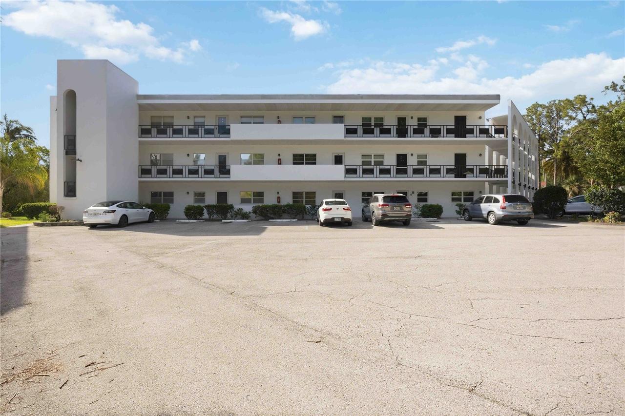 100 El Camino Dr. #101, Winter Haven, FL 33884