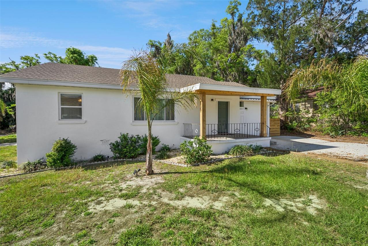 334 W Howry Ave., Deland, FL 32720