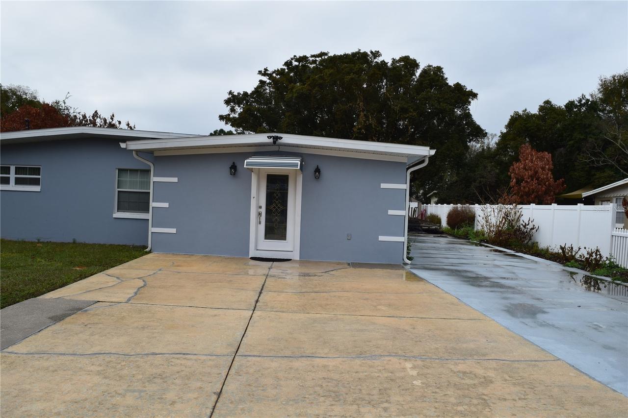 8304 Dot Ln., Orlando, FL 32809