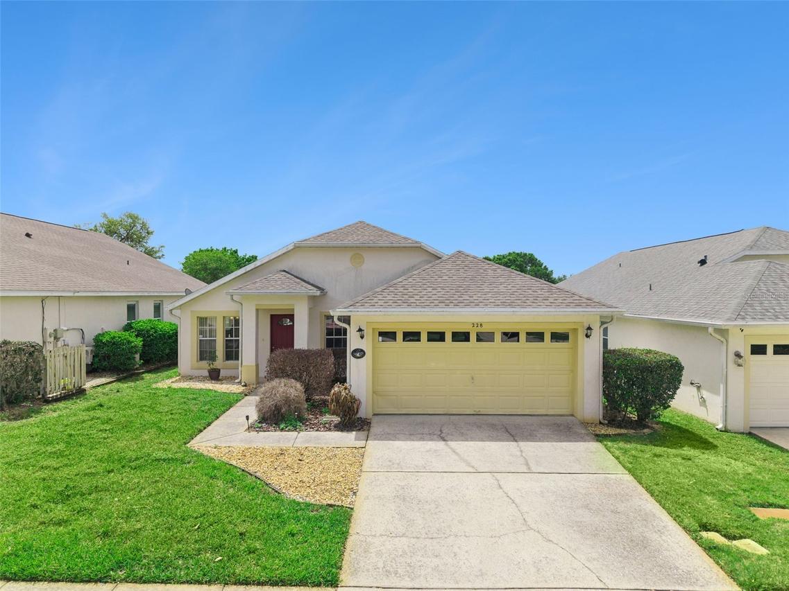 228 Troon Circle, Davenport, FL 33897