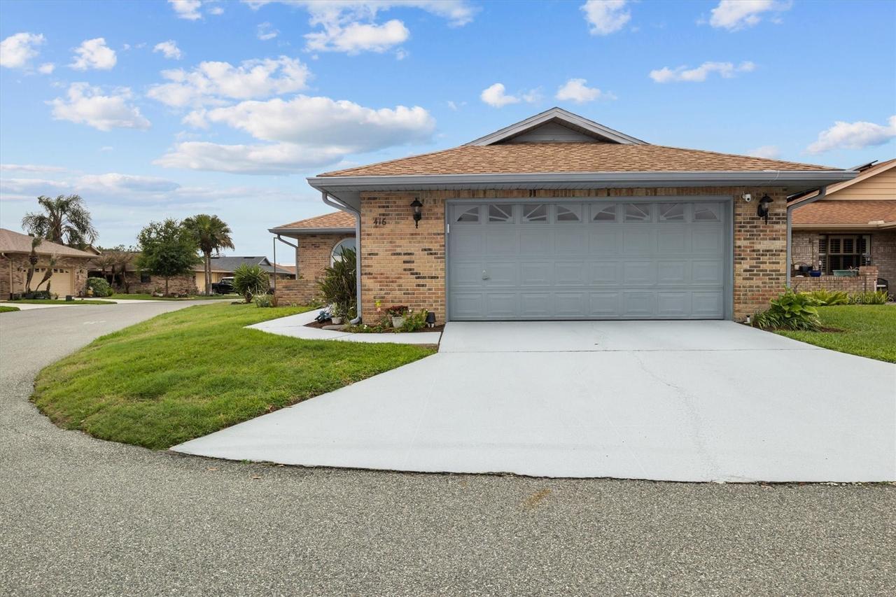 416 Barbados Cir., Lakeland, FL 33803