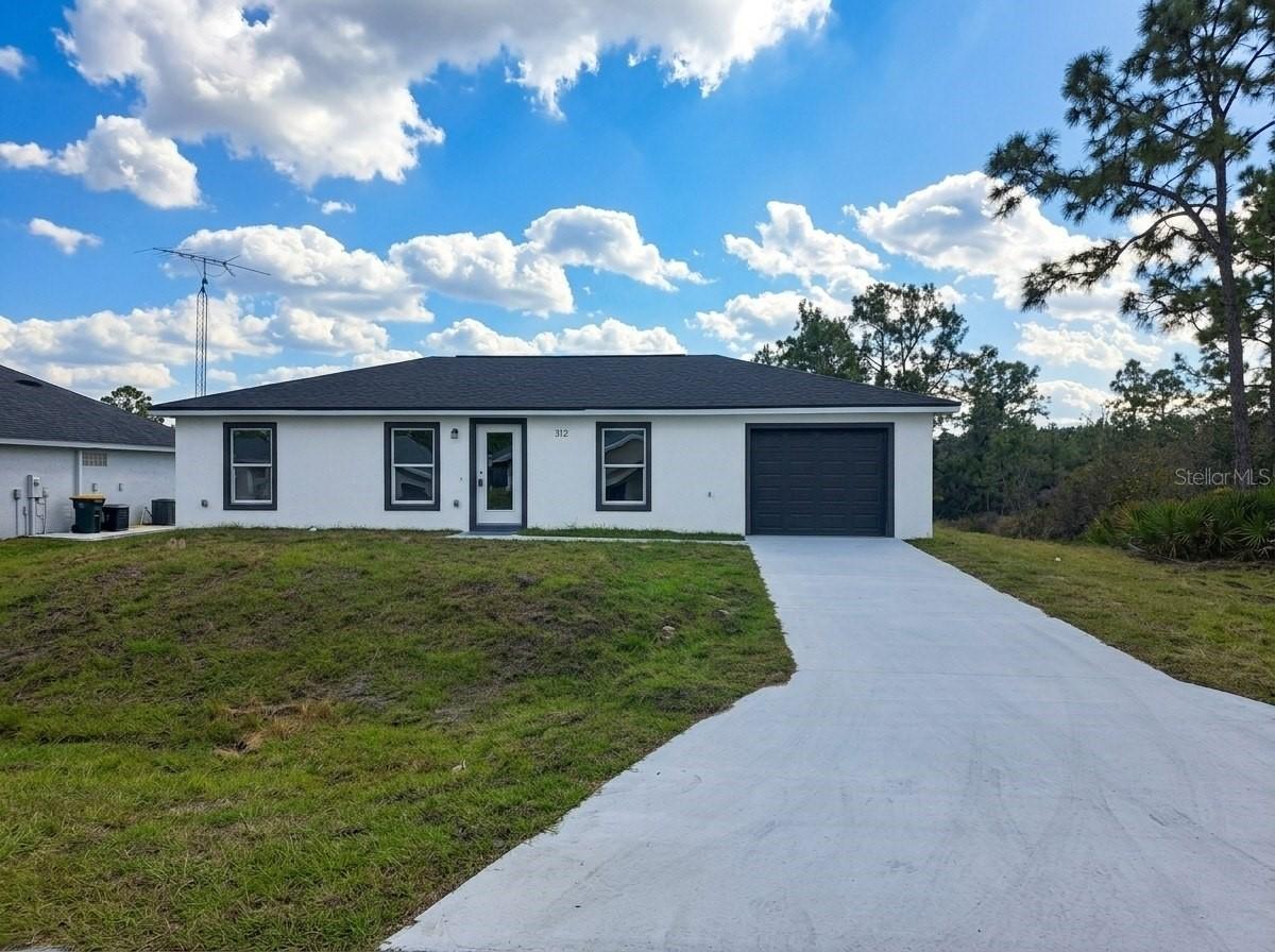 312 Condor Ave., Sebring, FL 33870