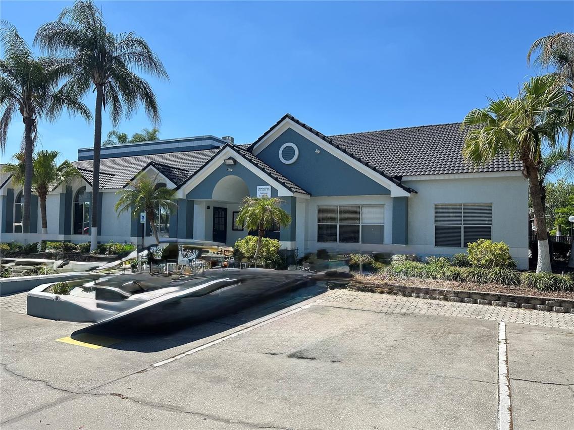 5761 Gatlin Ave. #526, Orlando, FL 32822