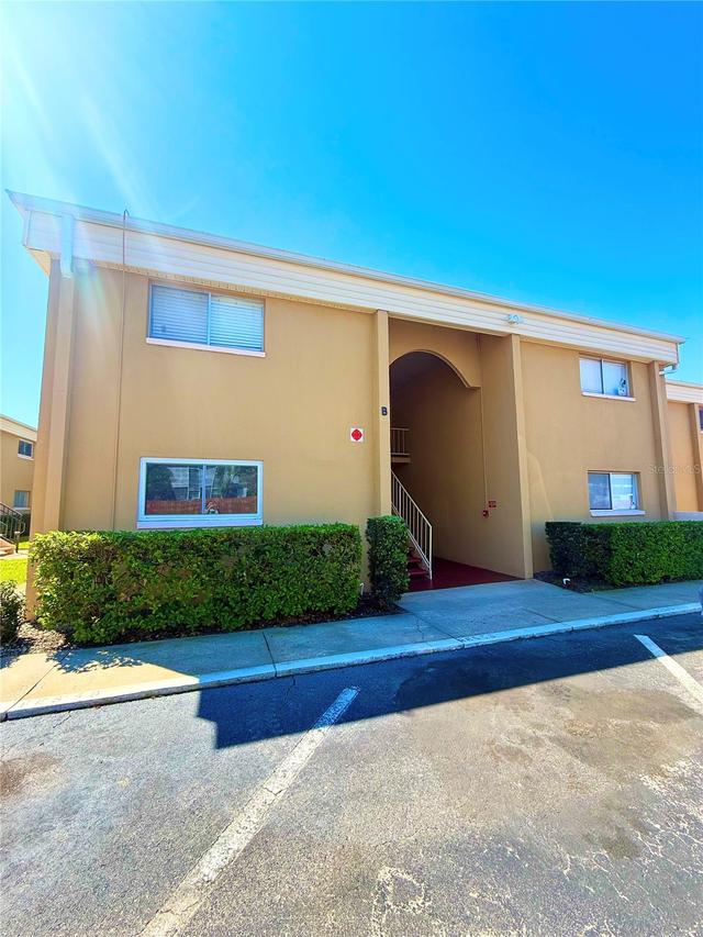 1000 Lake Of The Woods Blvd. #101B, Casselberry, FL 32730