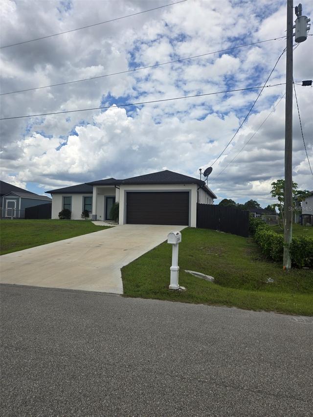 1156 Helen Ave., Lehigh Acres, FL 33974