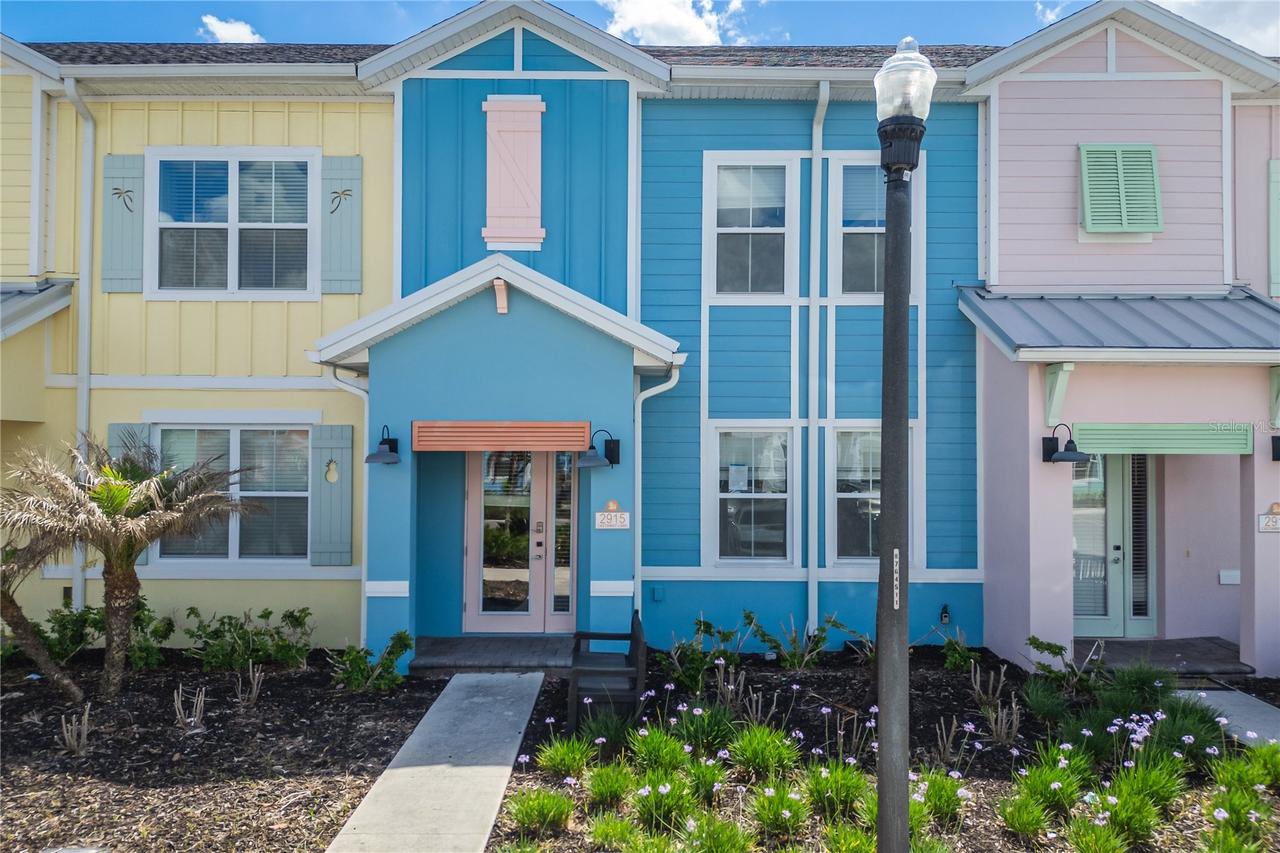 2915 Castaway Ln., Kissimmee, FL 34747