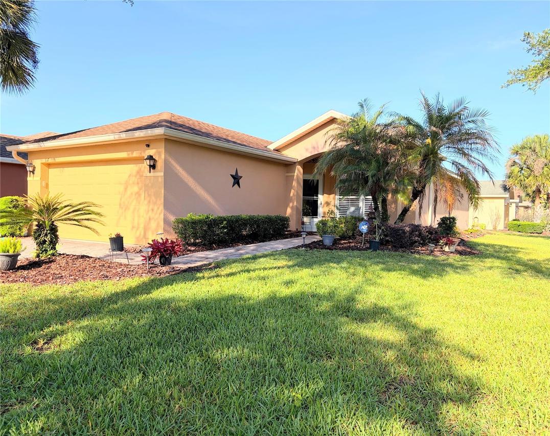 537 Grand Canal Dr., Poinciana, FL 34759