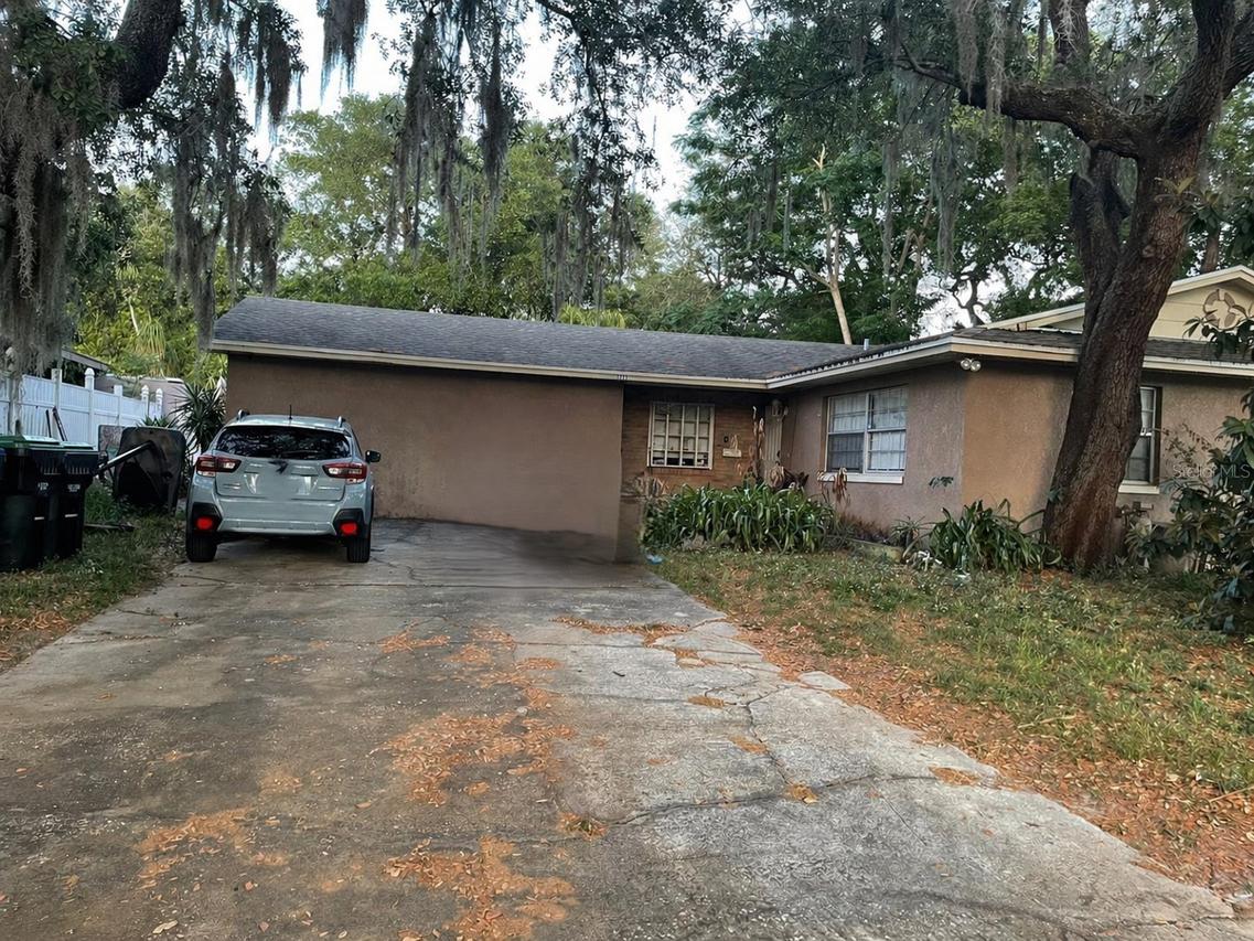 2423 Locke Ave., Orlando, FL 32818