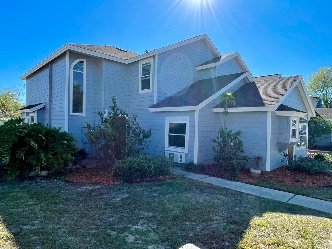 275 Mango Dr., Davenport, FL 33897