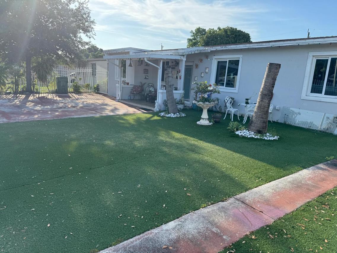 131 E 39th St., Hialeah, FL 33013