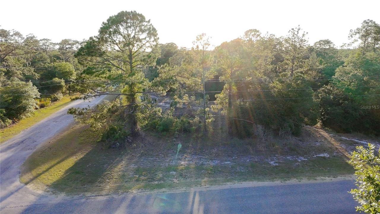 1002 Gardenia Dr., Indian Lake Estates, FL 33855
