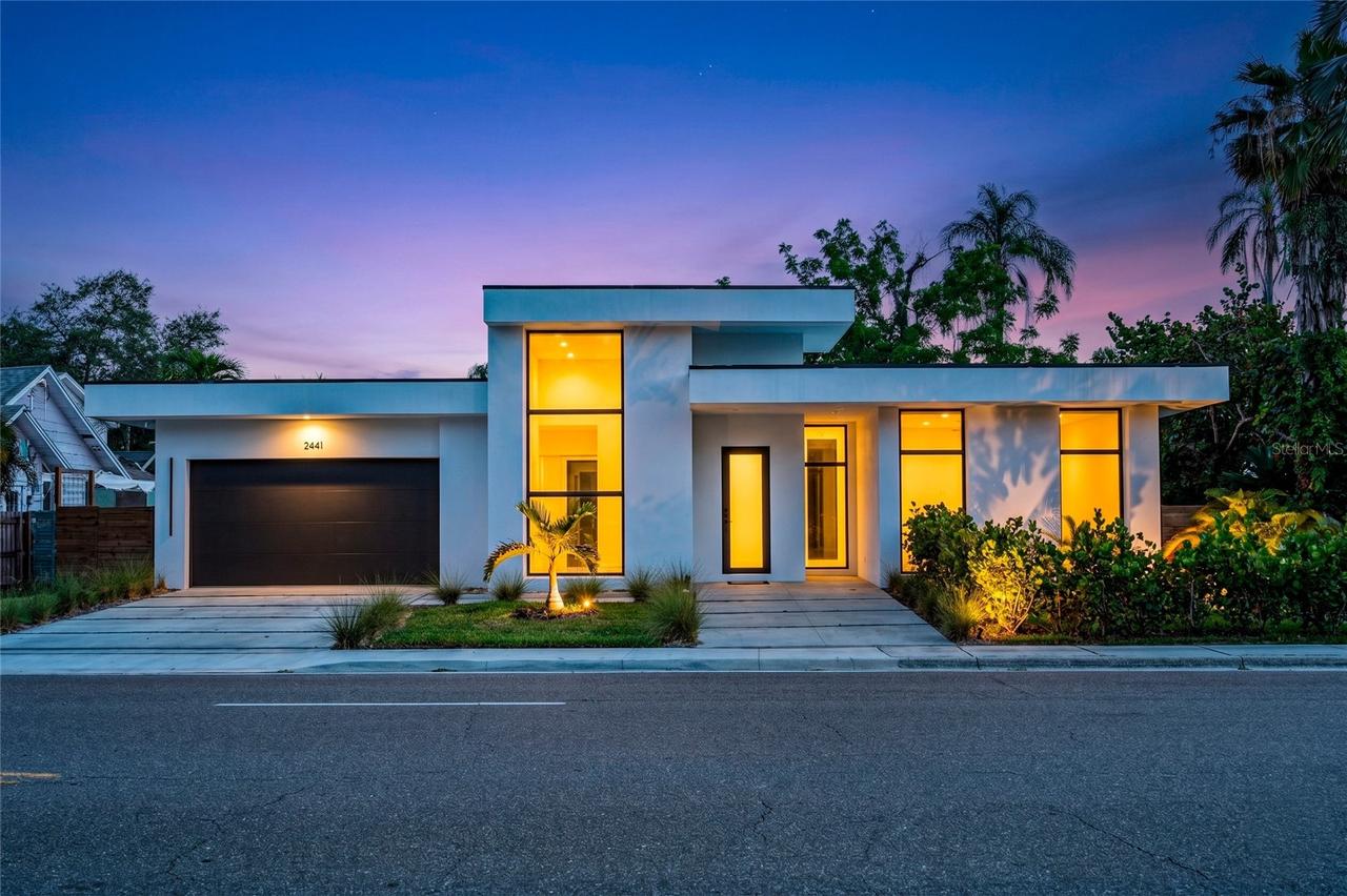 2441 Webber St., Sarasota, FL 34239