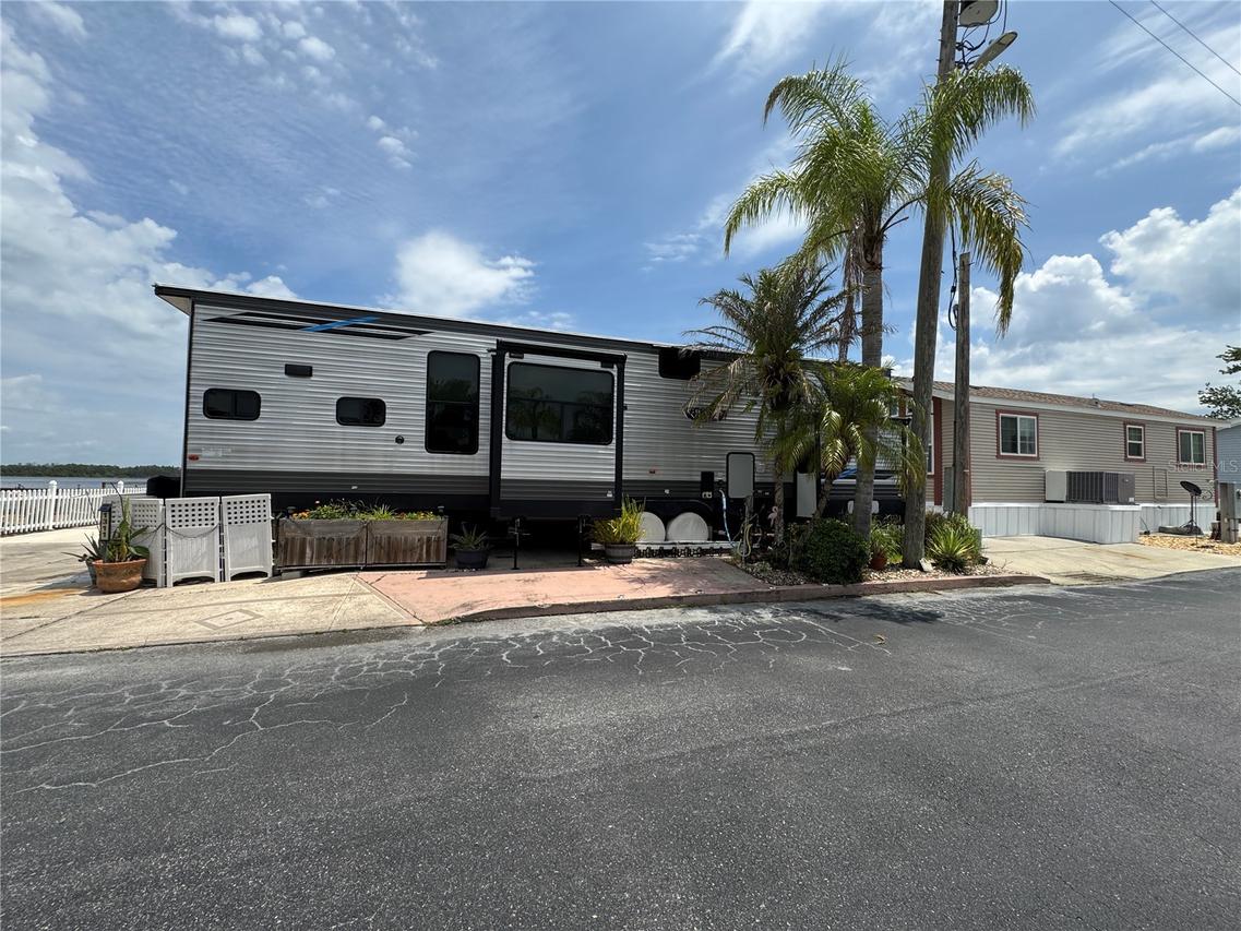 1311 Pine Island Dr., St Cloud, FL 34771