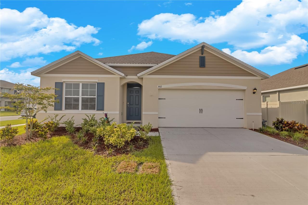 452 Noble Ave., Davenport, FL 33837