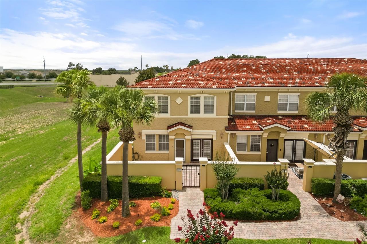 2828 Bella Vista Dr., Davenport, FL 33897