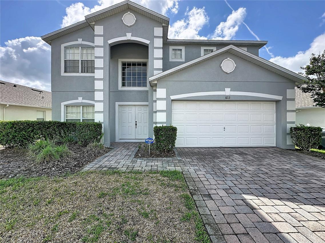 822 Balmoral Dr., Davenport, FL 33896
