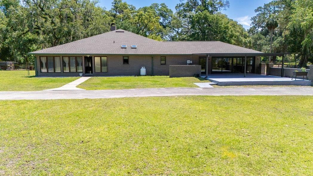 830 NW 111th Ln., Oxford, FL 34484