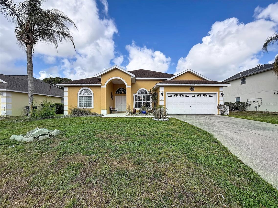 844 Montana Ave., Davenport, FL 33897