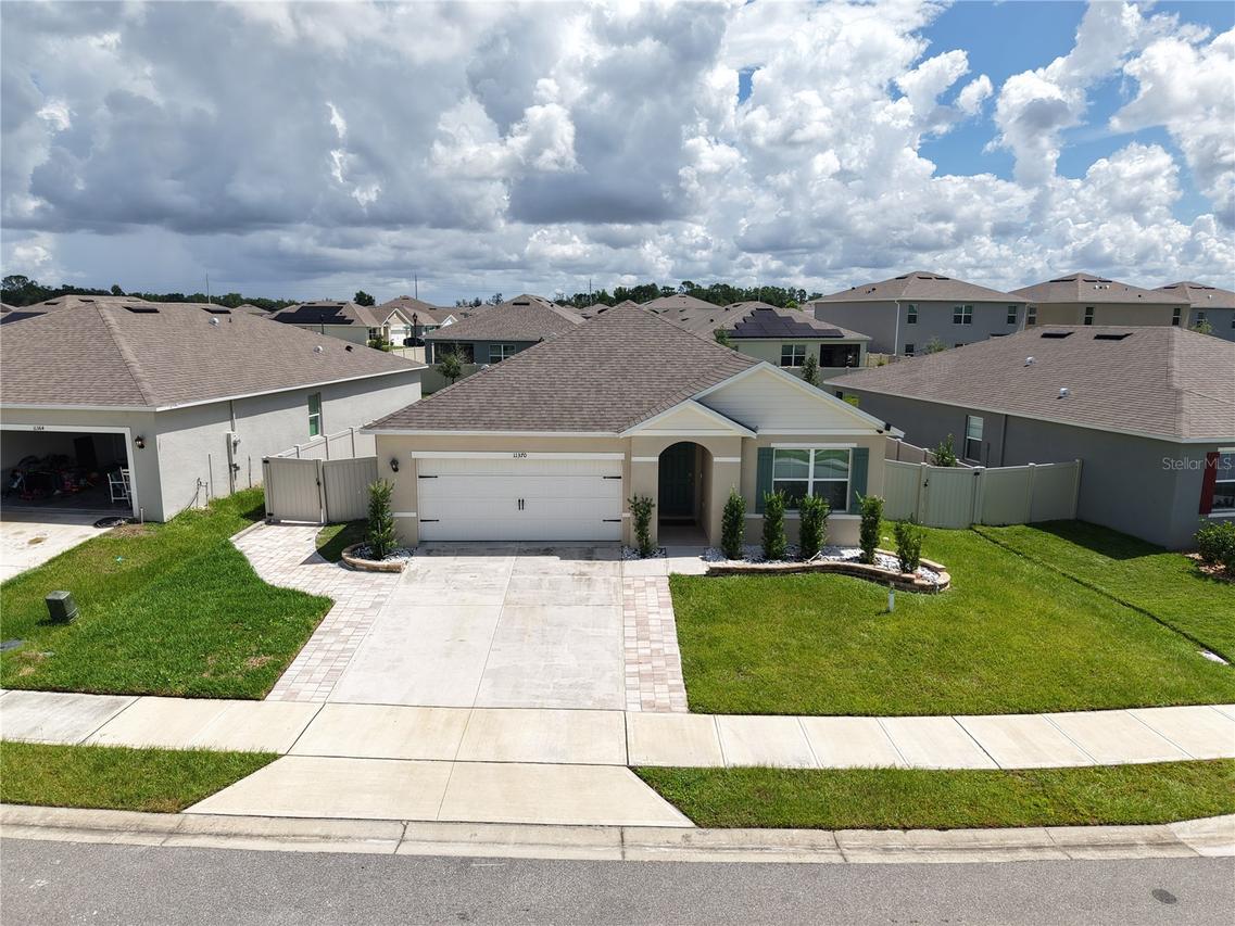 11370 Amber Ridge Dr., Zellwood, FL 32798