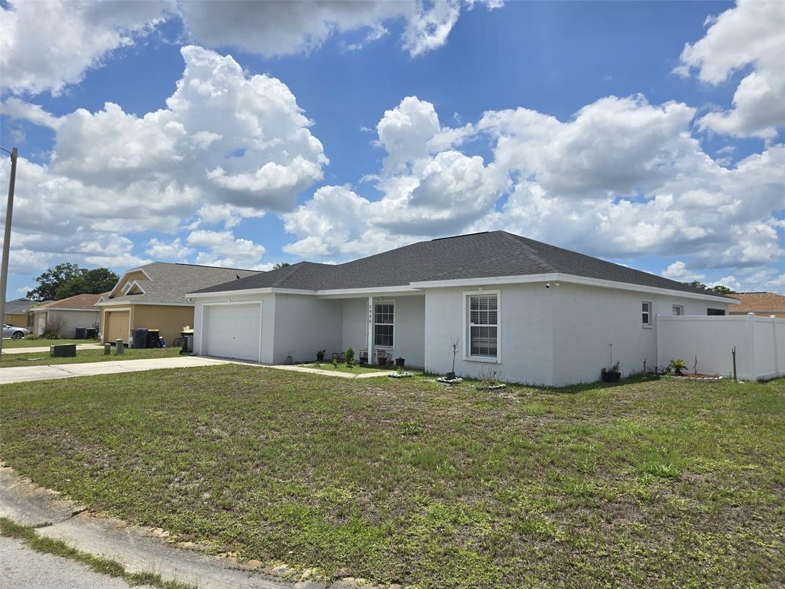 2956 Coach Lamp Rd., Mulberry, FL 33860