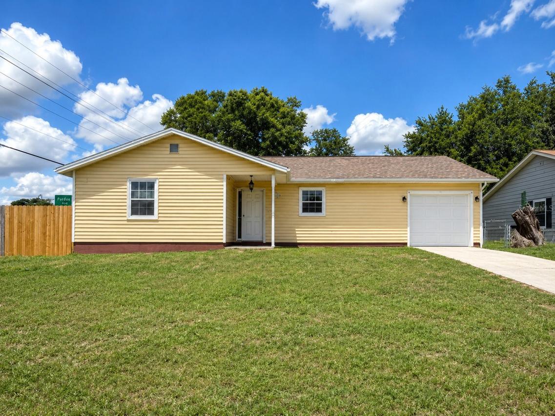 6149 Waterman Ln., Lakeland, FL 33812