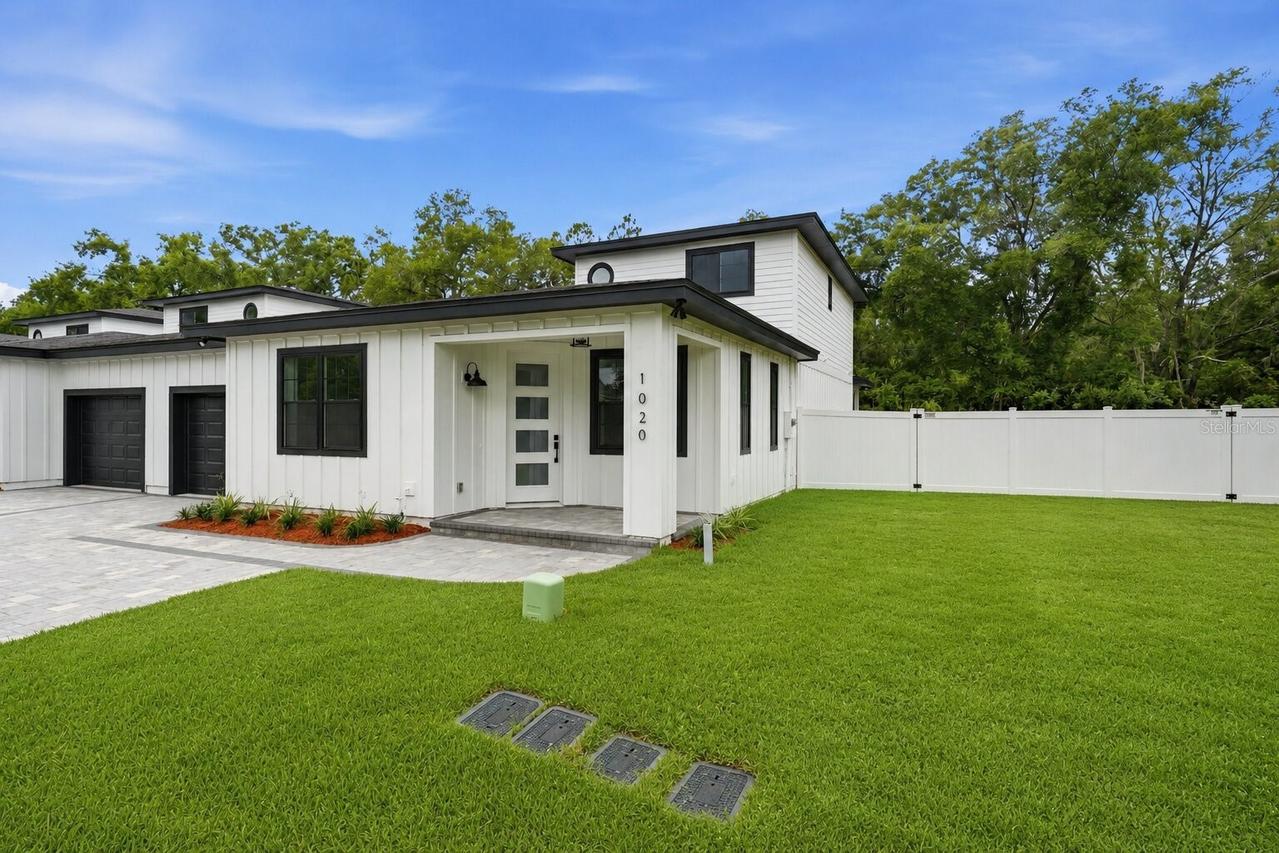 1020 Farmstead St., Eustis, FL 32736