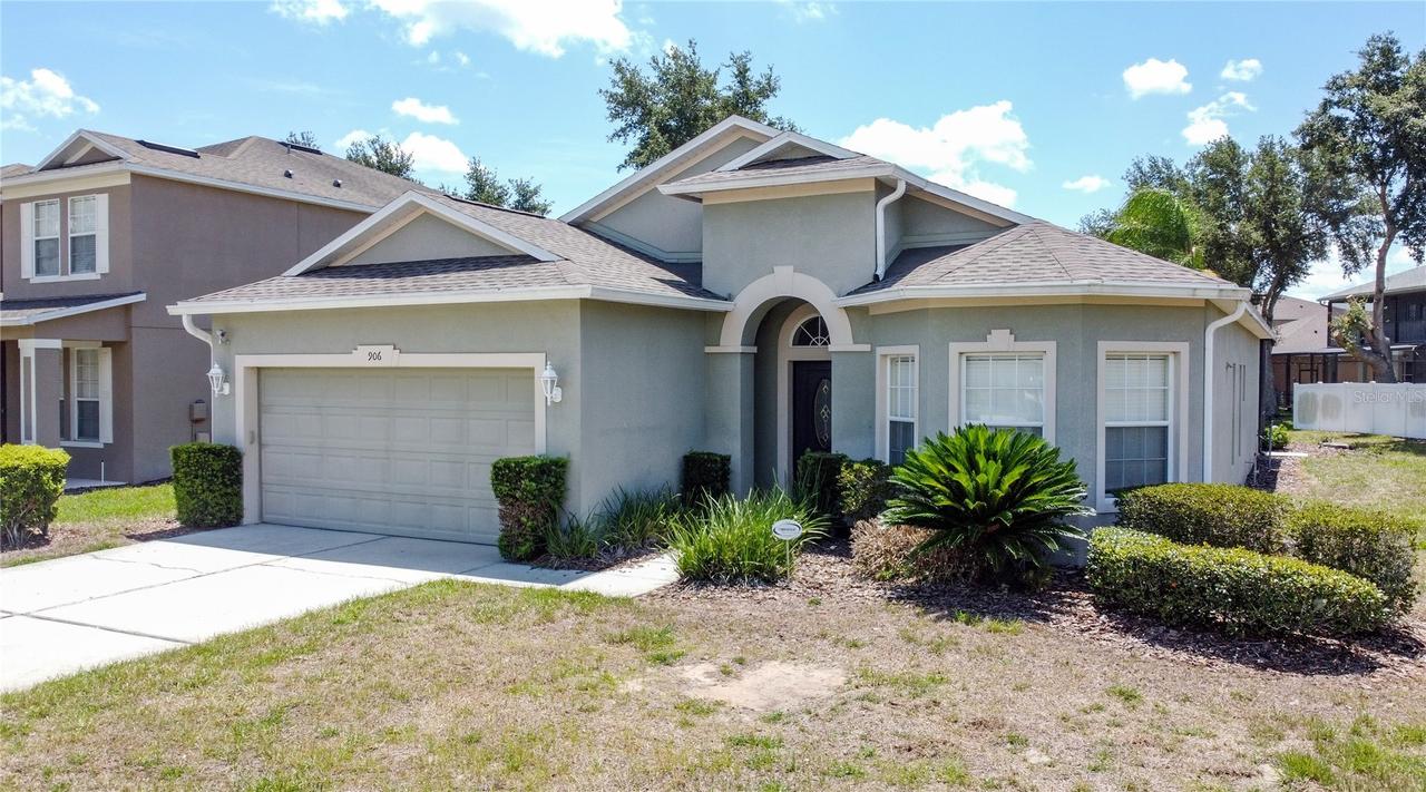 906 Dorset Pl., Davenport, FL 33896