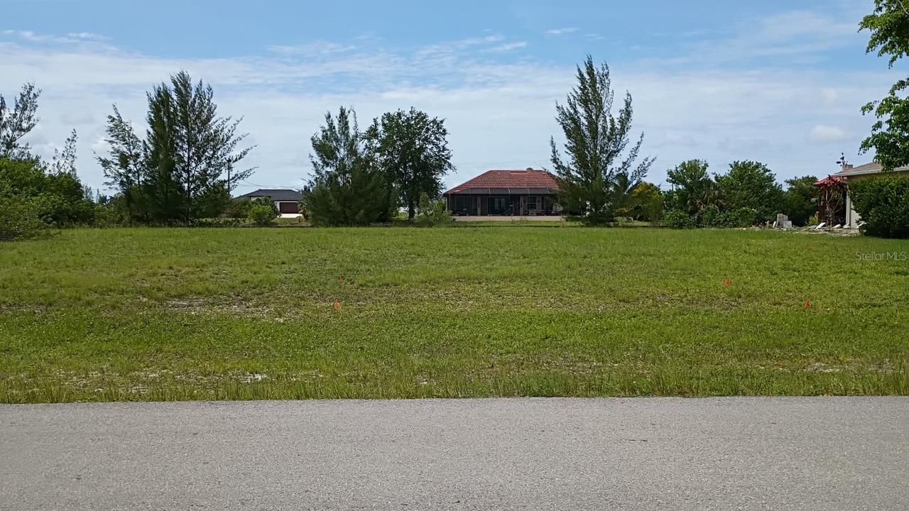 2918 NW 14th Ter., Cape Coral, FL 33993
