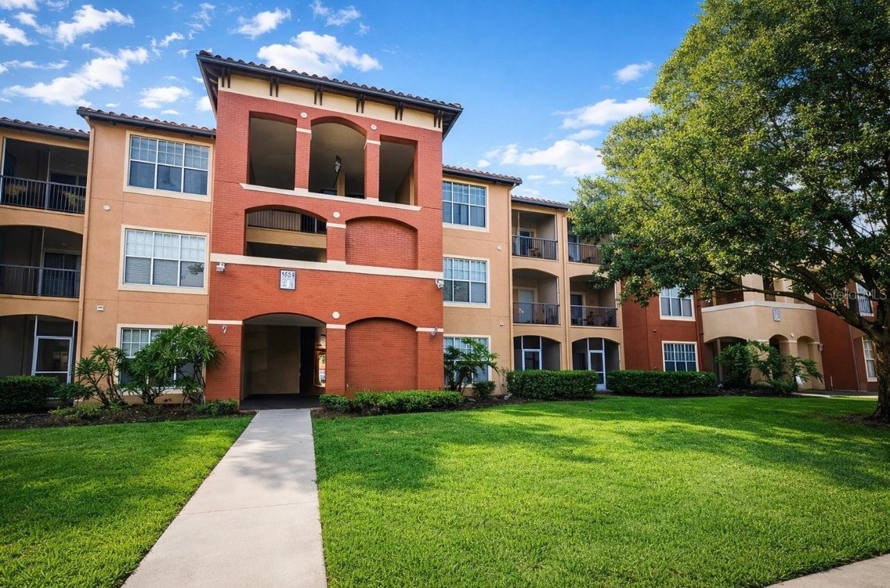 5524 Metrowest Blvd. #206, Orlando, FL 32811