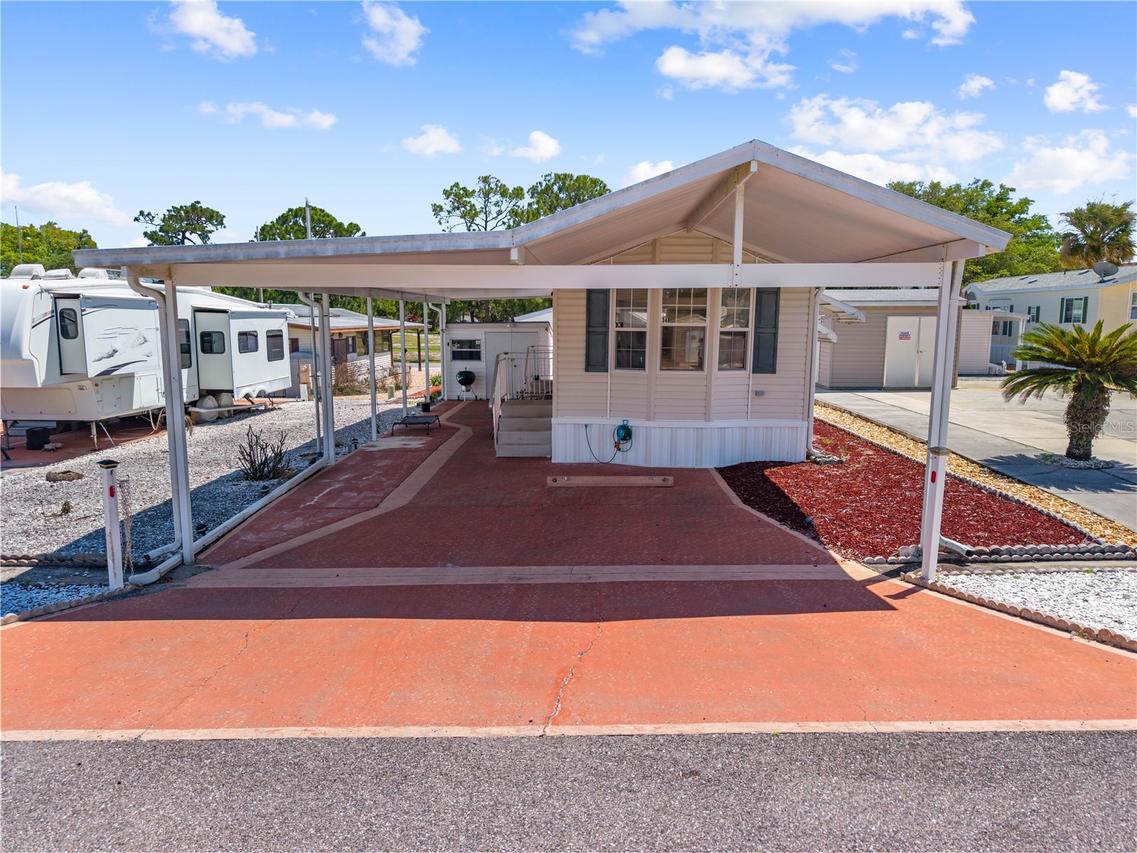 34 Fairview Dr., Haines City, FL 33844