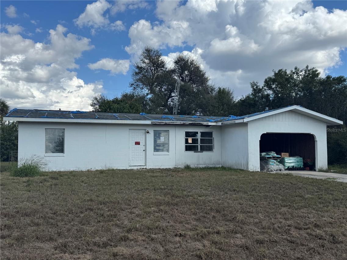 325 Timbruce Ln., Port Charlotte, FL 33952