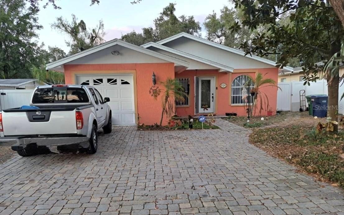 1405 W Rambla St., Tampa, FL 33612