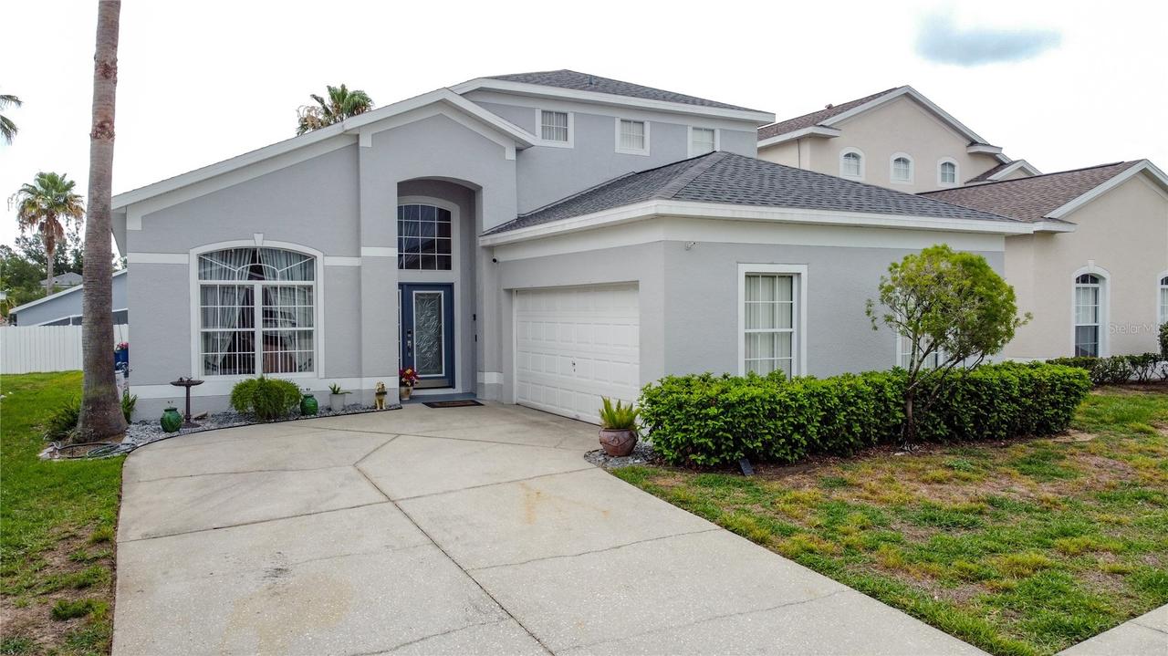208 Castlemain Cir., Davenport, FL 33897