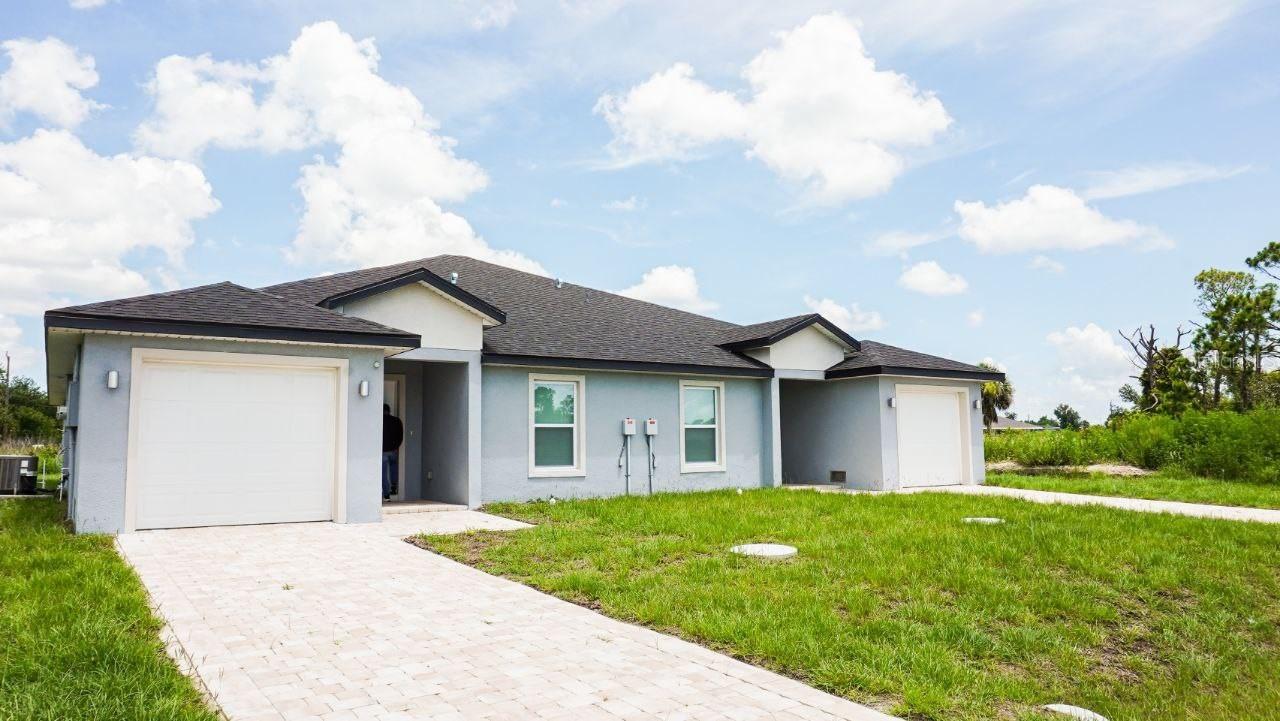 8456 Dinnano St., Port Charlotte, FL 33981
