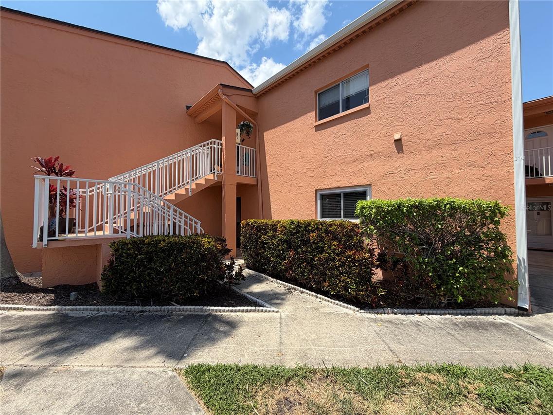 7400 Sunshine Skyway Ln. #105, St Petersburg, FL 33711