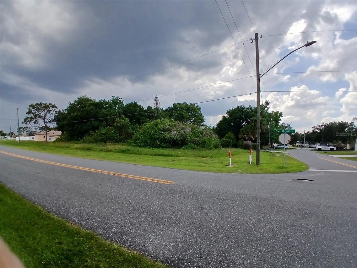 900 Salerno Ct., Kissimmee, FL 34758