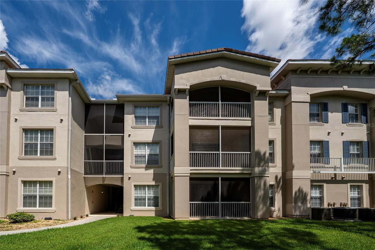 3351 Whitestone Cir. #206, Kissimmee, FL 34741