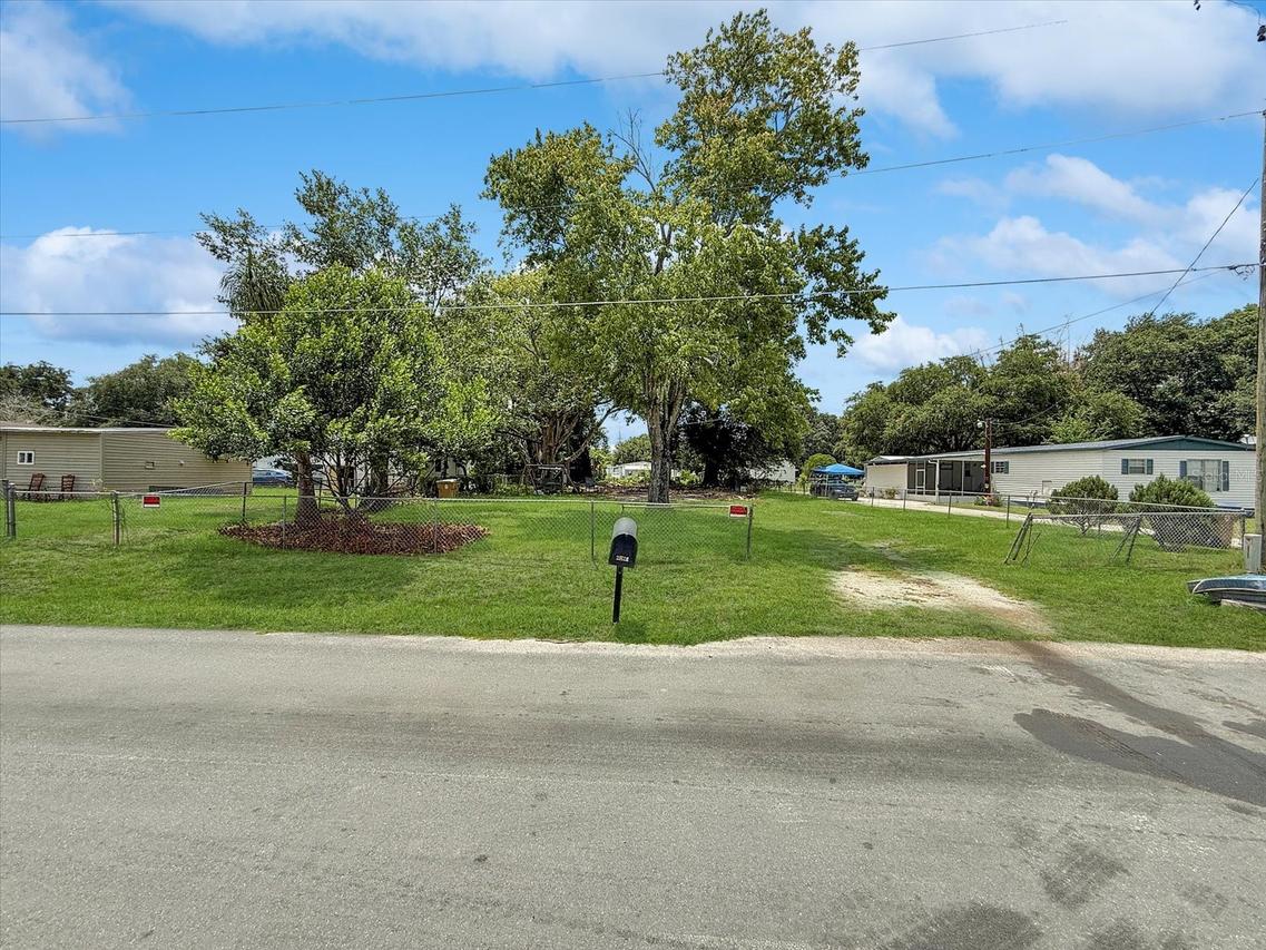 2824 Bay Ave., Kissimmee, FL 34744