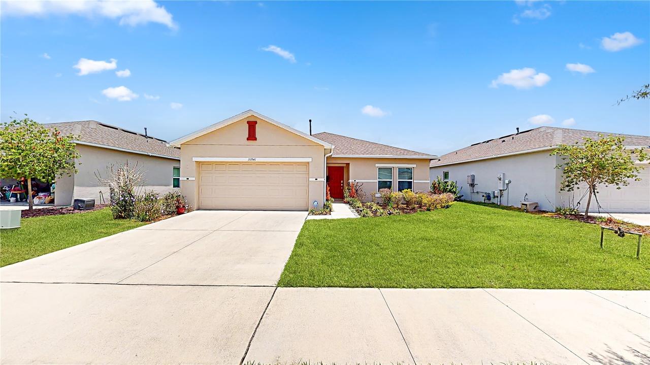 33941 Sky Blossom Cir., Leesburg, FL 34788
