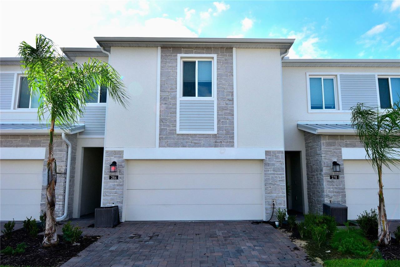 286 Bogey Dr., Davenport, FL 33896