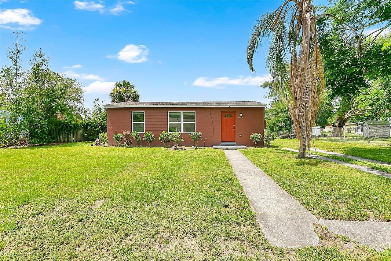 3824 Johnson St., Orlando, FL 32805