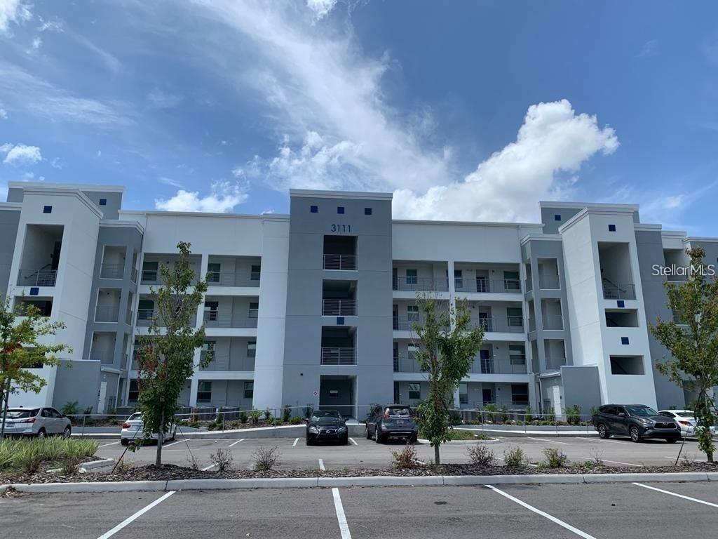 3111 Paradox Cir. #208, Kissimmee, FL 34746